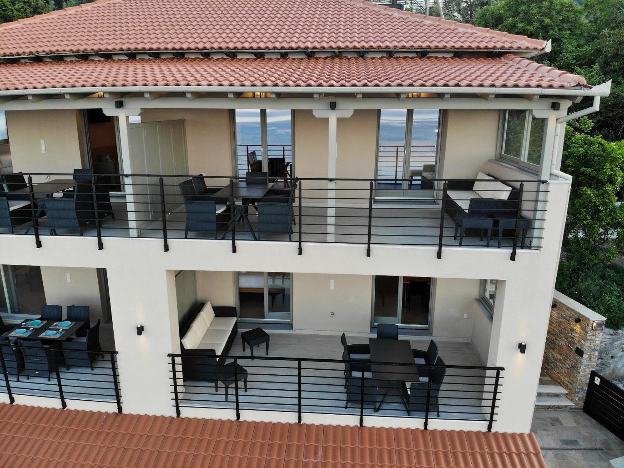 Kallia Suites- Chorefto Room photo